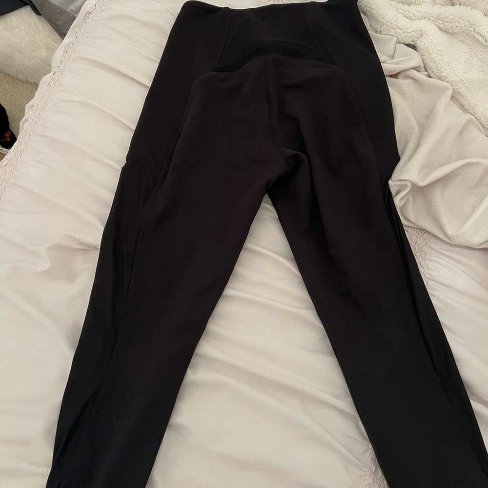 Lululemon workout leggings